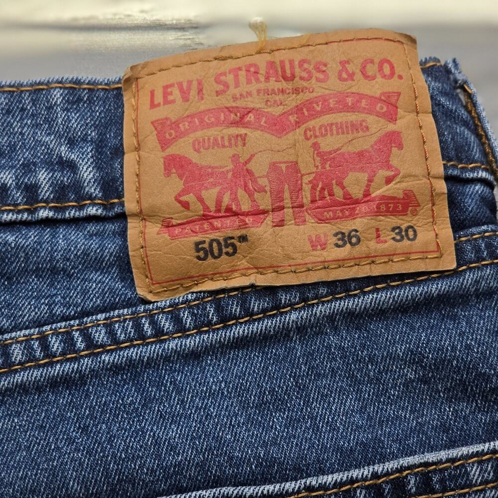 Levi's 505 Men's Jeans 36x30 Regular Fit ZipFly Straight Leg Denim Distressed - Picture 9 of 12
